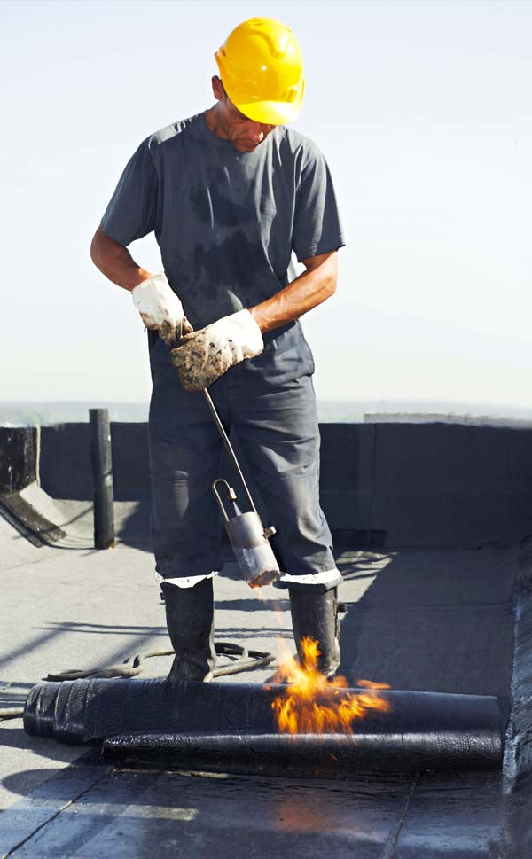 PROMICHELCOUVREUR couvreur, toiturier sur Namur et toute la Belgique. Votre spécialiste en travaux de nettoyage, traitement par pulvérisation, peinture hydrofuge toiture, couverture, zinguerie, étanchéité toit plat rooting, isolation toit combles, rénovation de charpente, traitement des bois, ravalement peinture façade et nettoyage des extérieurs : klinkers, pierre bleue … sur Namur et toute la Belgique